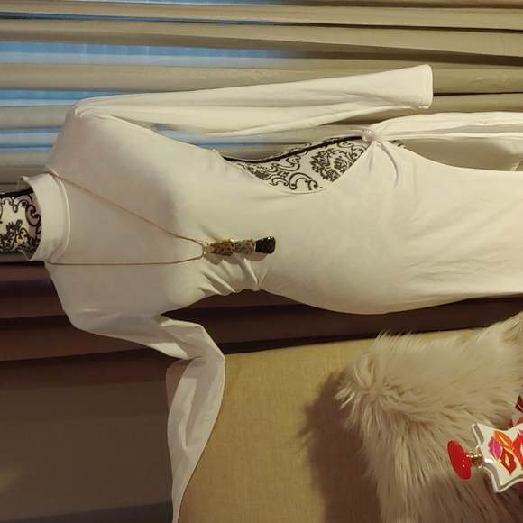 White sexy side cutout - Picture 5 of 11